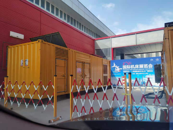 平罗发电车出租-发电机无电压或电压太低怎么办？